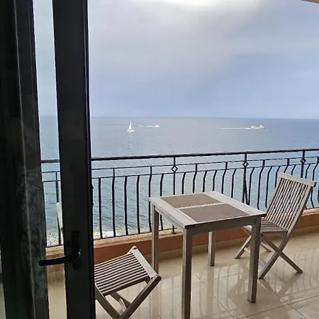 Seaview 3 Bedrooms In Balluta S5 Apartment