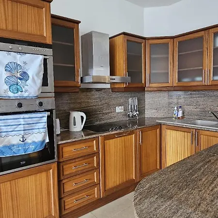 Seaview 3 Bedrooms In Balluta S5 Apartment Sliema