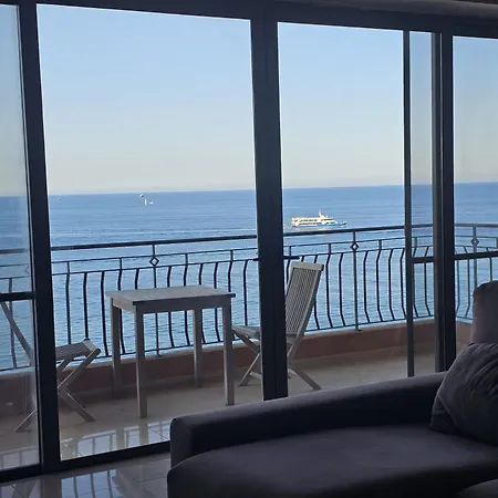 Seaview 3 Bedrooms In Balluta S5 *