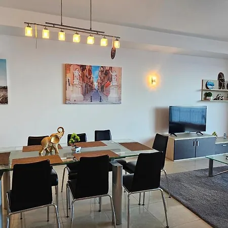 Apartment Seaview 3 Bedrooms In Balluta S5 Sliema