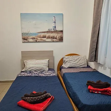 Seaview 3 Bedrooms In Balluta S5 * Sliema