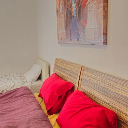 Seaview 3 Bedrooms In Balluta S5 Apartment Sliema