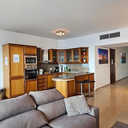 Apartment Seaview 3 Bedrooms In Balluta S5