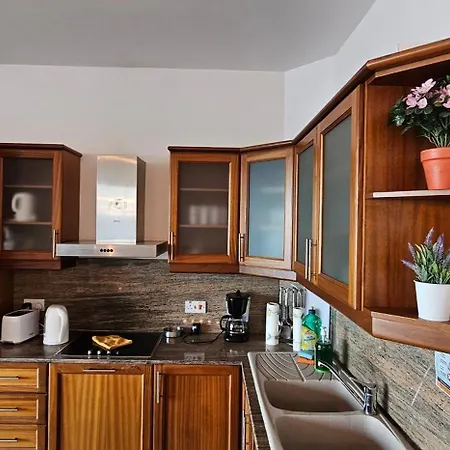 Seaview 3 Bedrooms In Balluta S5 Apartment *