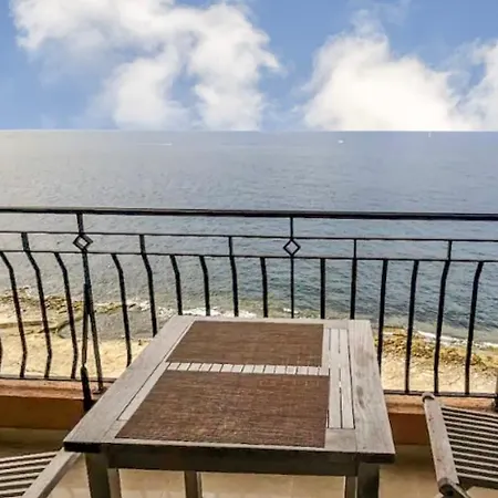 Seaview 3 Bedrooms In Balluta S5 아파트