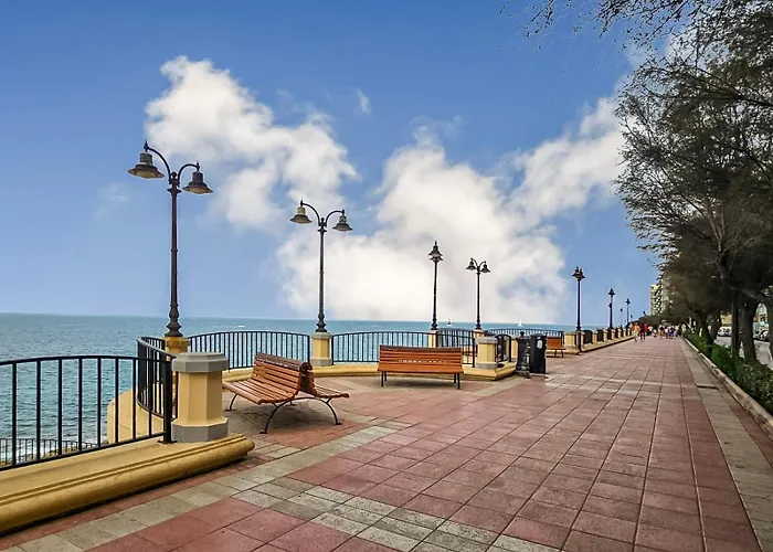 Seaview 3 Bedrooms In Balluta S5 *