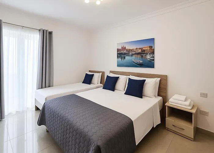 Seaview 3 Bedrooms In Balluta S5