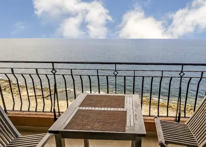 Seaview 3 Bedrooms In Balluta S5 Apartmán