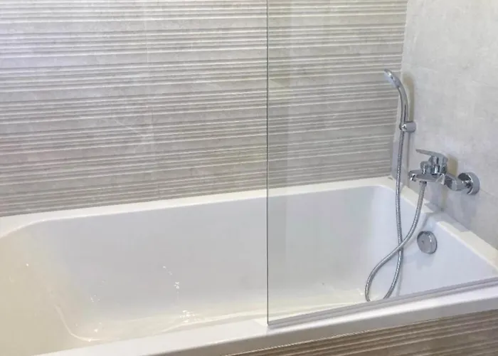 Seaview 3 Bedrooms In Balluta S5 Sliema